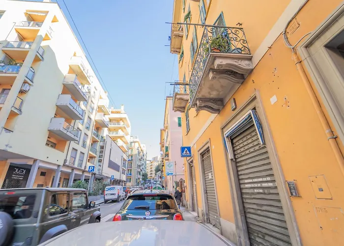 Appartamento Genova,400M Dal San Martino
